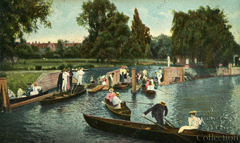 Molesey Lock - Rollers