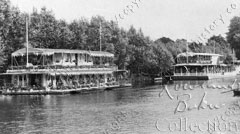 River Dream and Gypsy houseboats